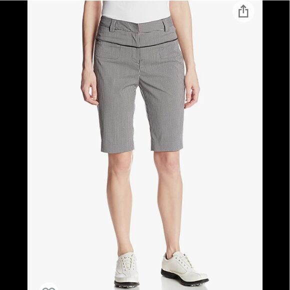 EUC SPORT HALEY SIZE 8 BERMUDA NAVY BLUE GOLF/TRAVEL/ATHLEISURE SHORTS - Picture 2 of 6